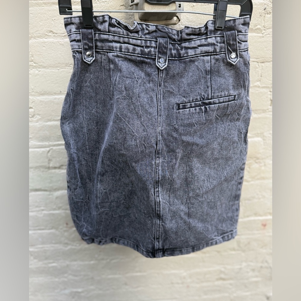 Super chic Denmark brand Gestuz dark Denim skirt - Picture 3 of 6